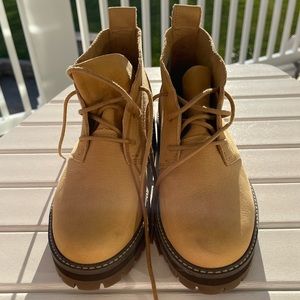 Timberline Women’s Ankle Boots